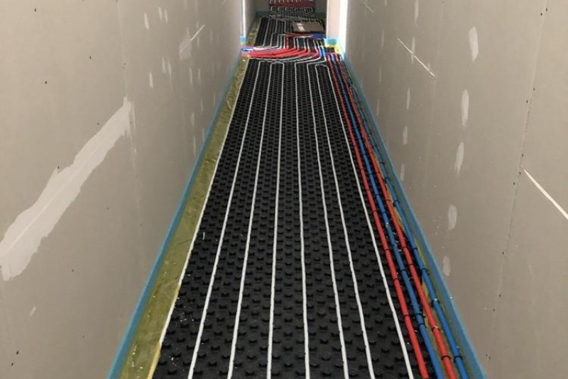  Kúrenie / Podlahové vykurovanie - foto