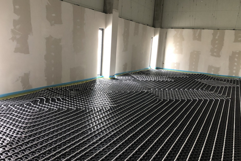  Kúrenie / Podlahové vykurovanie - foto