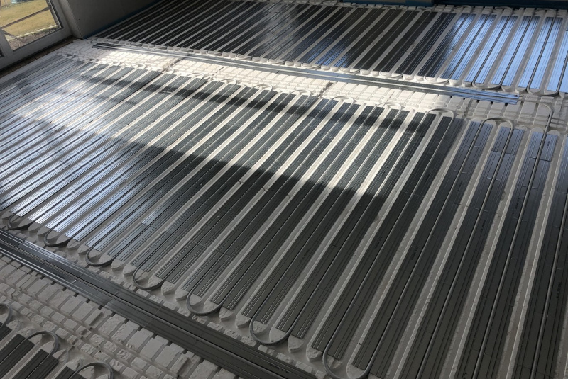  Kúrenie / Suché podlahové kúrenie - foto