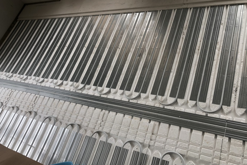  Kúrenie / Suché podlahové kúrenie - foto