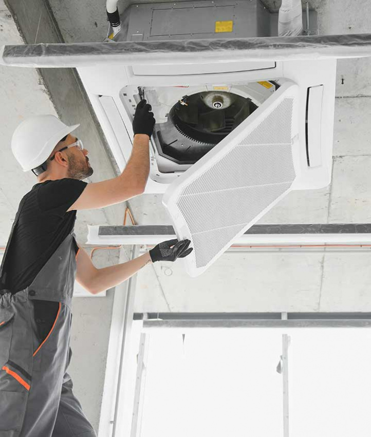 Stropné chladenie (sálavé systémy)